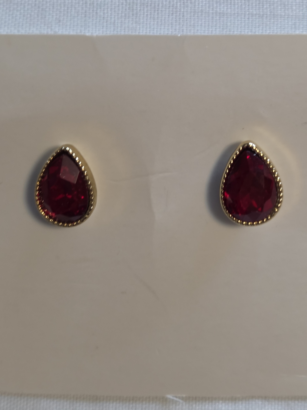 Vtg Monet Gold-Tone Trim Red Teardrop Stud Earrings